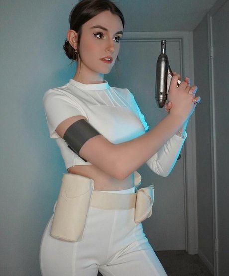 Maggie Roscher star sexy galleries