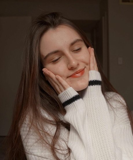 Maggie Roscher nudes star pics