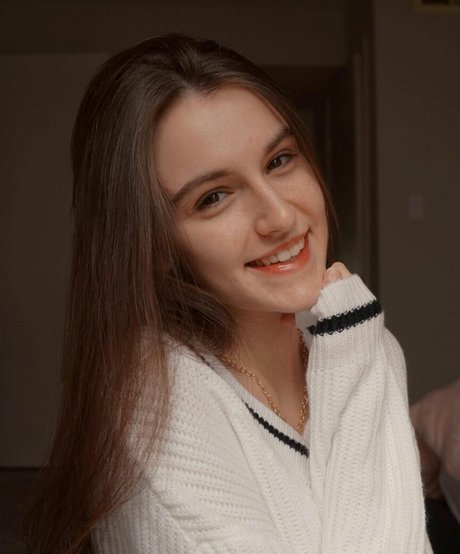 Maggie Roscher star naked archive