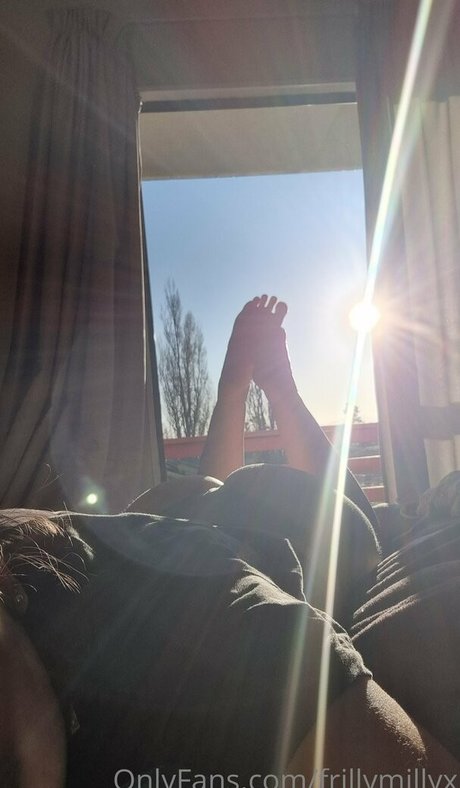 frillymillyx model nudes pic