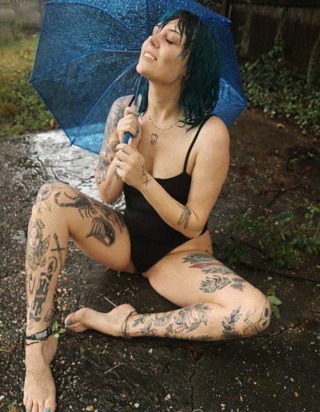 mythicmaggie star adult photos