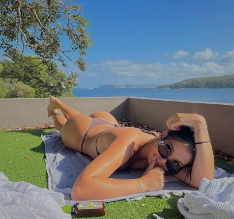 Biancasuttonn top model photos