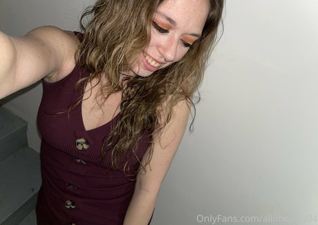 allimoona04 art model image