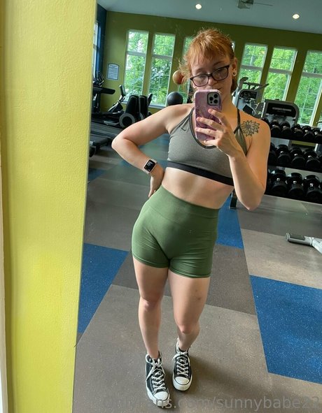 sunnybabe22 naked star galleries