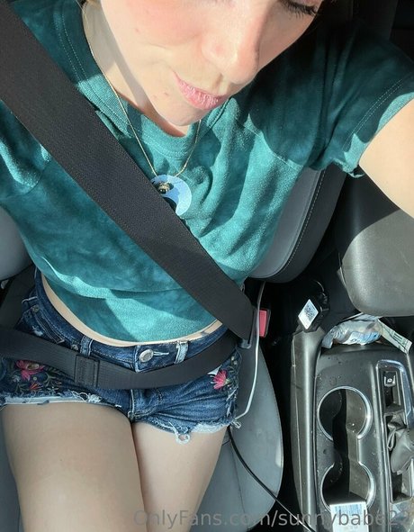 sunnybabe22 star erotic photo