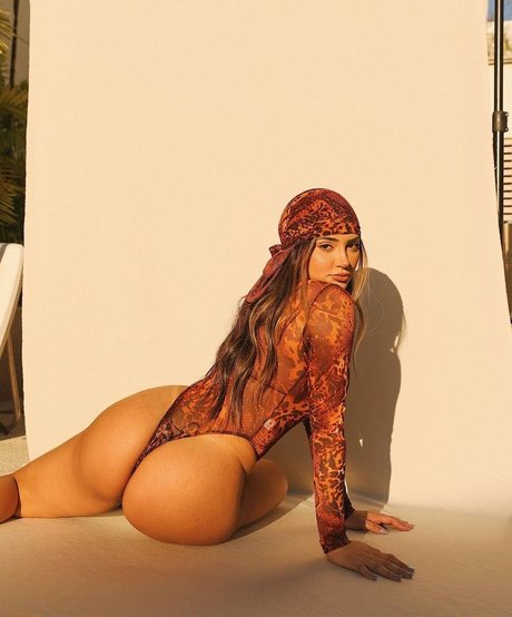 Taina Costa pornstar sex picture