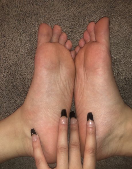 valeriedied pornographic model images