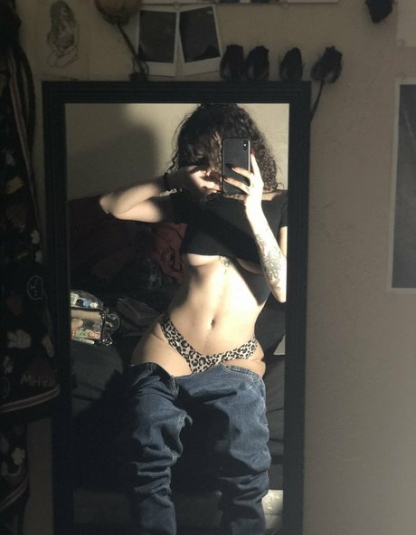 valeriedied perfect star image