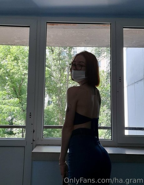 ha gram star naked photos