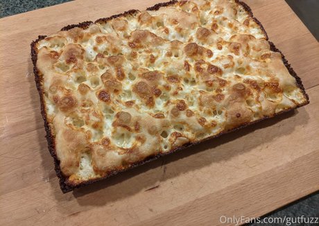 gutfuzz high quality model photo