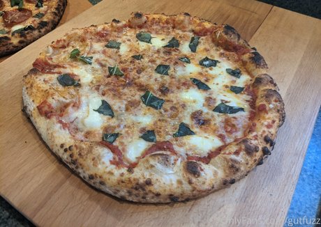 gutfuzz nude model photo