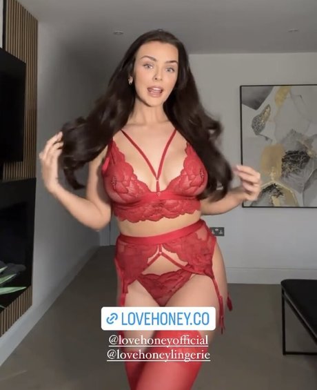 Kady McDermott nice star img