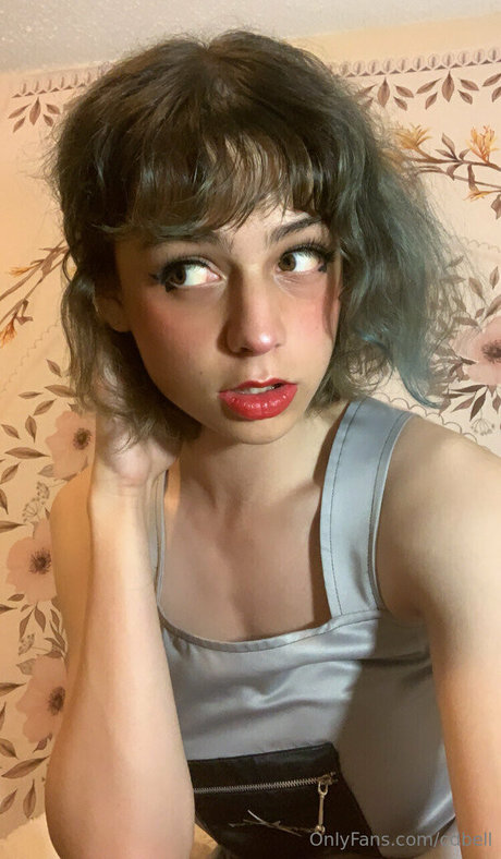 cdbell sexy star pictures