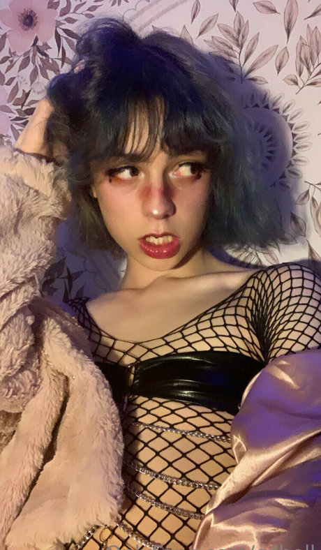 cdbell free actress photos