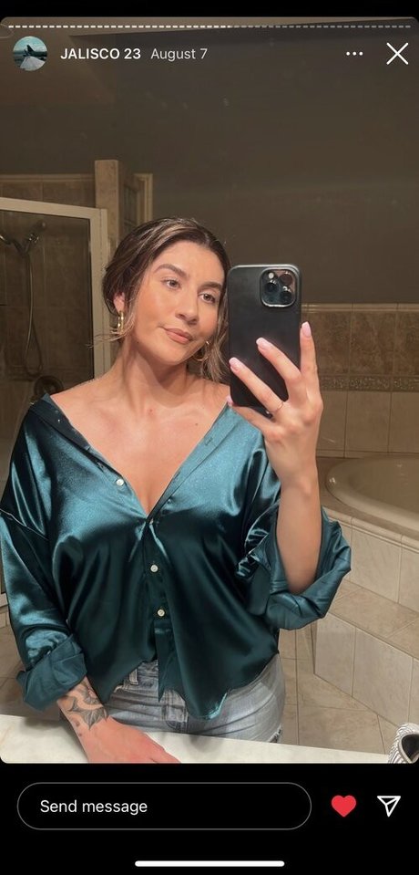 Itzel25_ pornstar hd images