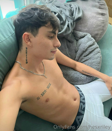 hesxriley star high quality pics