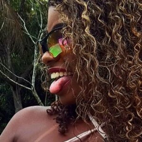 ynaraabb free model pics