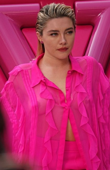Florence Pugh pornstar naked picture