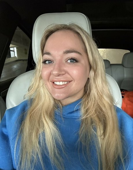 Lana Wolf model hd picture