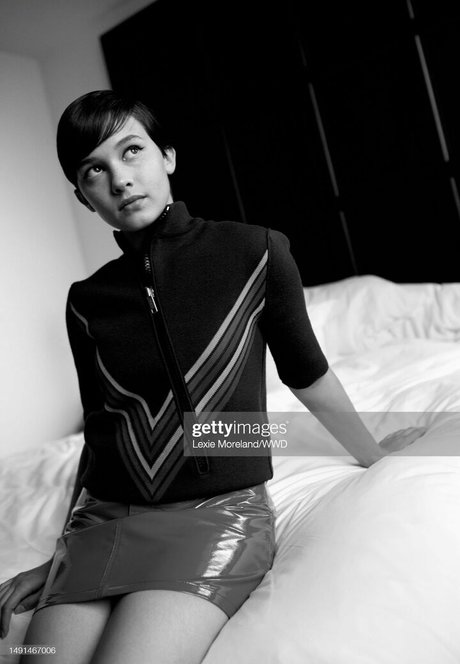 Cailee Spaeny model sexy image