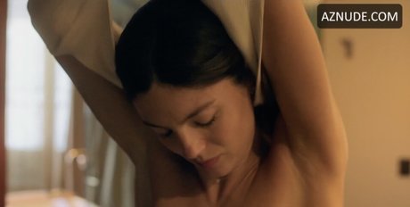 Monica Barbaro best star picture