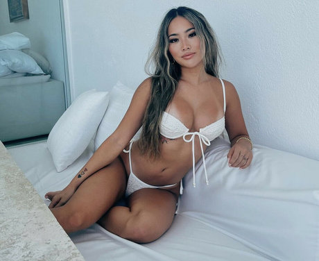 Megkogawa naked actress galleries