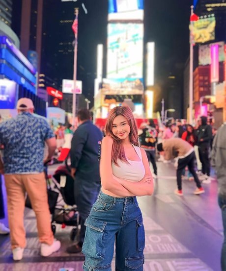 Jeila Dizon model perfect picture