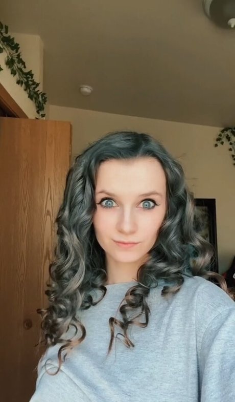 izassassin Profile pic