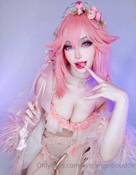 King Angel model naked archive