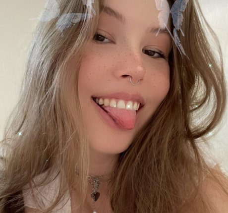 Emily Asmr nude actress gallery