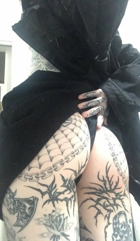 babyskeleton porn star photo