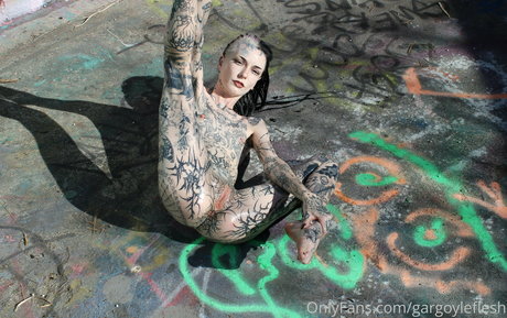 babyskeleton nice star gallery