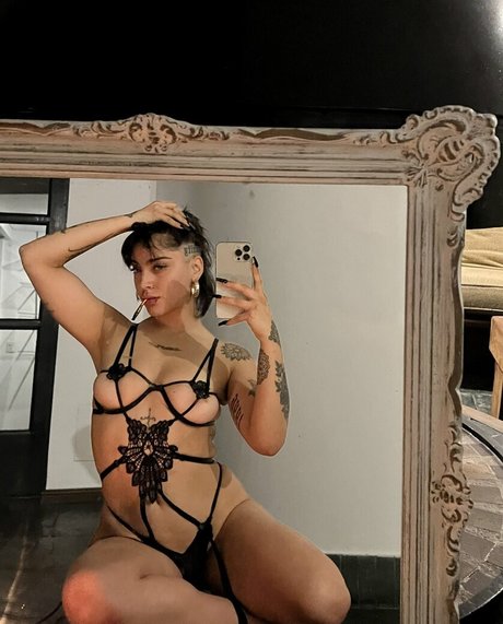 Belenegri free actress pictures