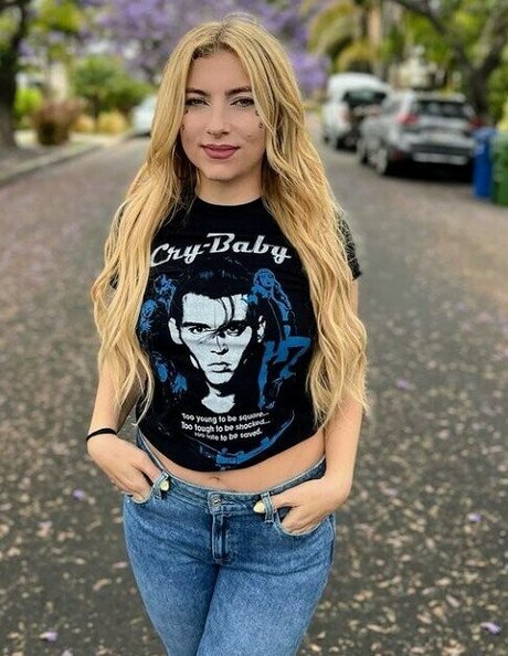 Annie Lederman star perfect pic