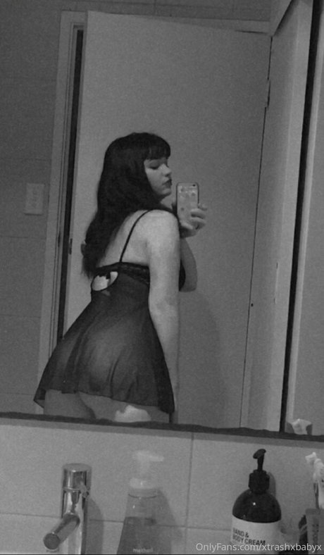 xtrashxbabyx model xxx galleries