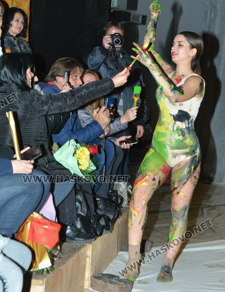 Mass Massage pornstar naked img