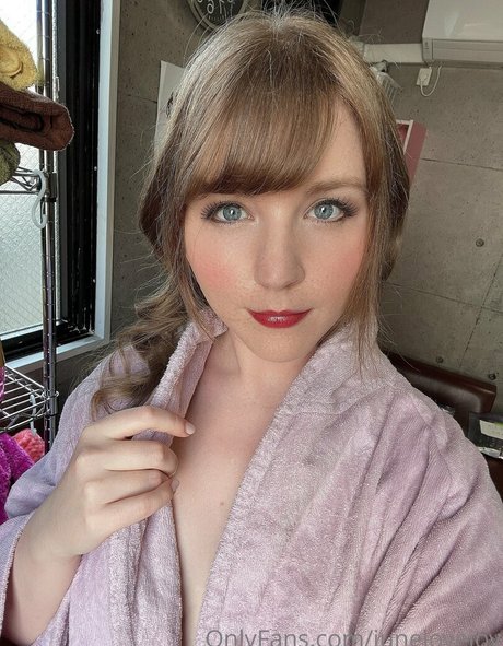 junelovejoy top model pics