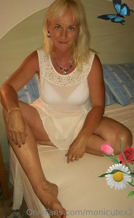 monicutex2 pornstar pretty img