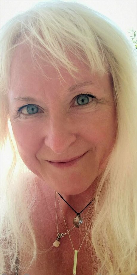 monicutex2 nice star picture