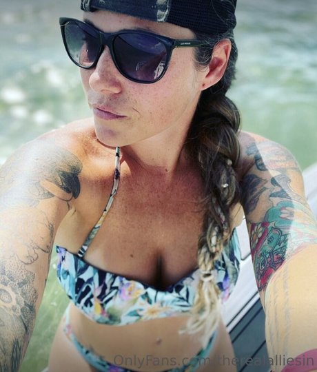 Allie Sin hd pornstar picture