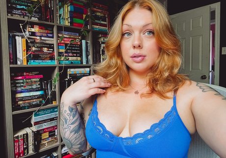 Victoriashaz model nude gallery