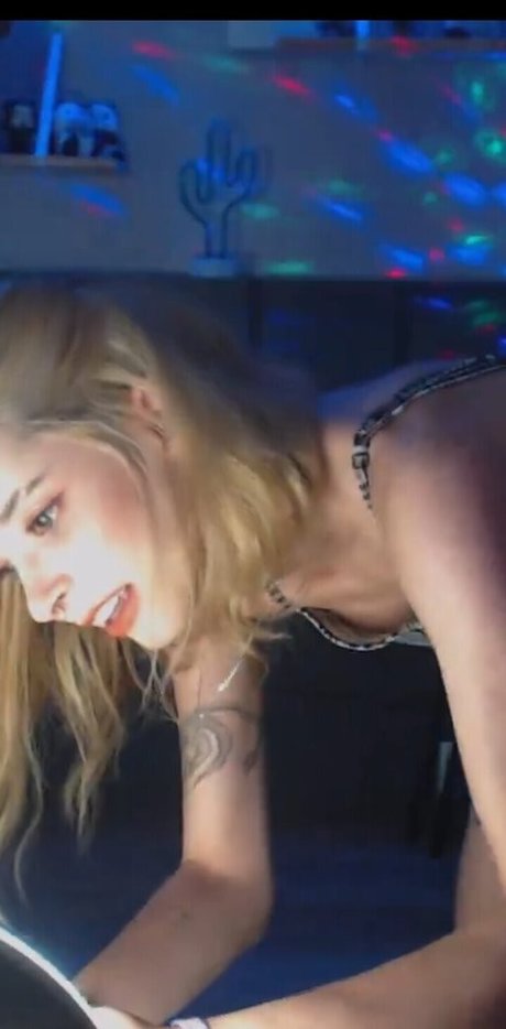 Thaiga exclusive actress pics