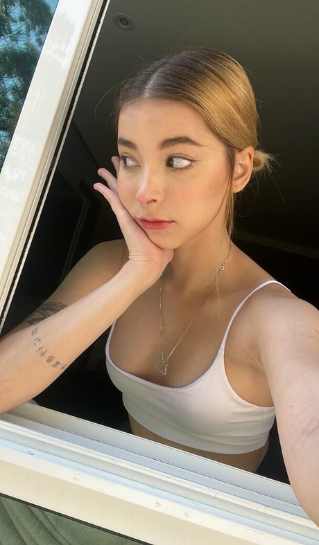 Thaiga model perfect galleries