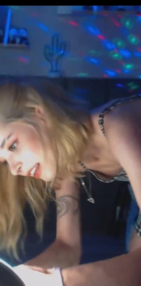 Thaiga nice model pictures