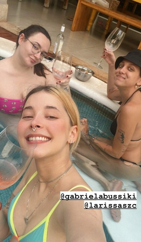 Thaiga best model pics