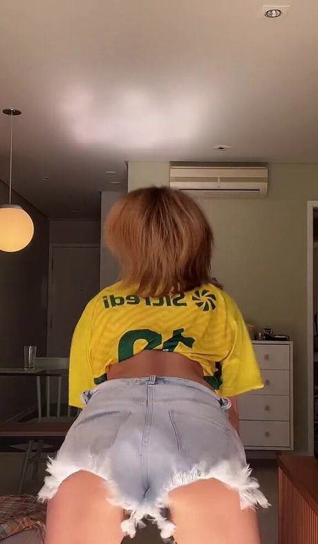 Thaiga beautiful actress photos