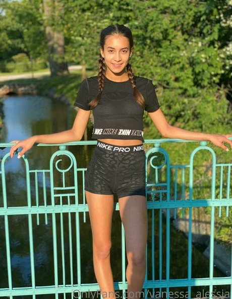 Vanessa Alessia best star picture