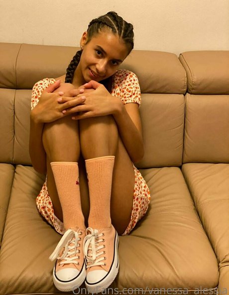 Vanessa Alessia top star pics