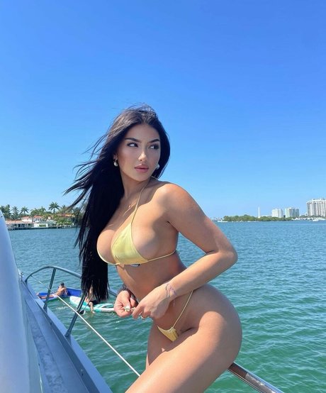 alexxjohns pretty actress galleries