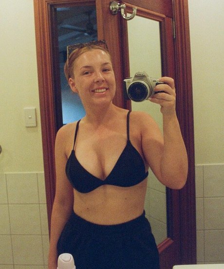 Tannar Eacott star sexy pic